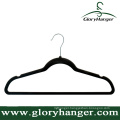 Wholesale Flocking Hanger with Metal Hook Plastic Velvet Clothing Hanger for Suppermarket Hot Sales 2016